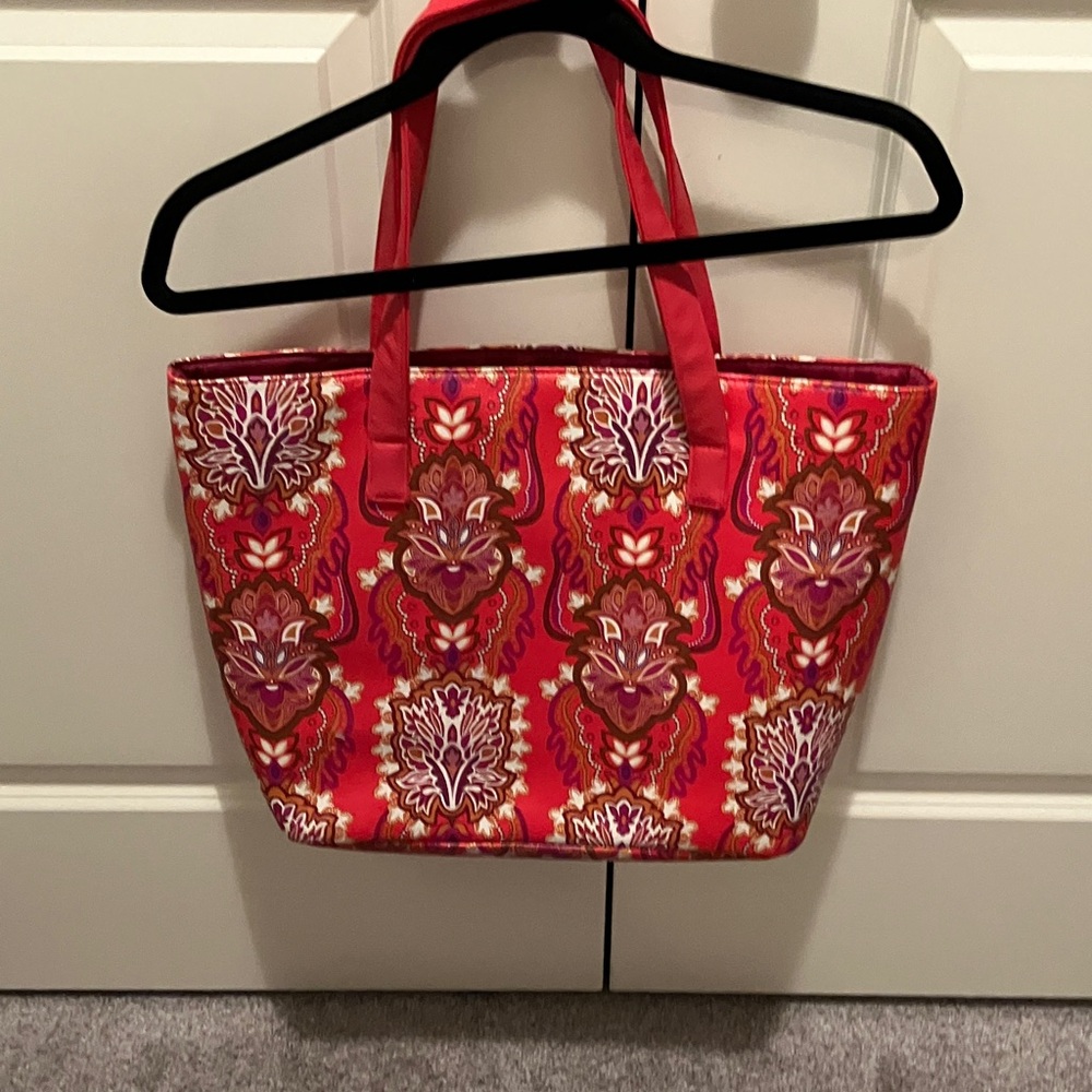 Vibrant Red Patterned Tote Bag - Picture 3 of 4